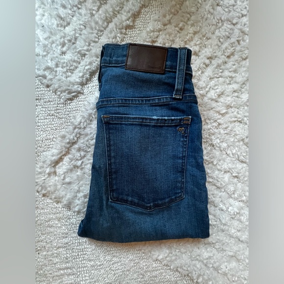 11" High-Rise Skinny Jeans in Maricopa Wash - Picture 7 of 7